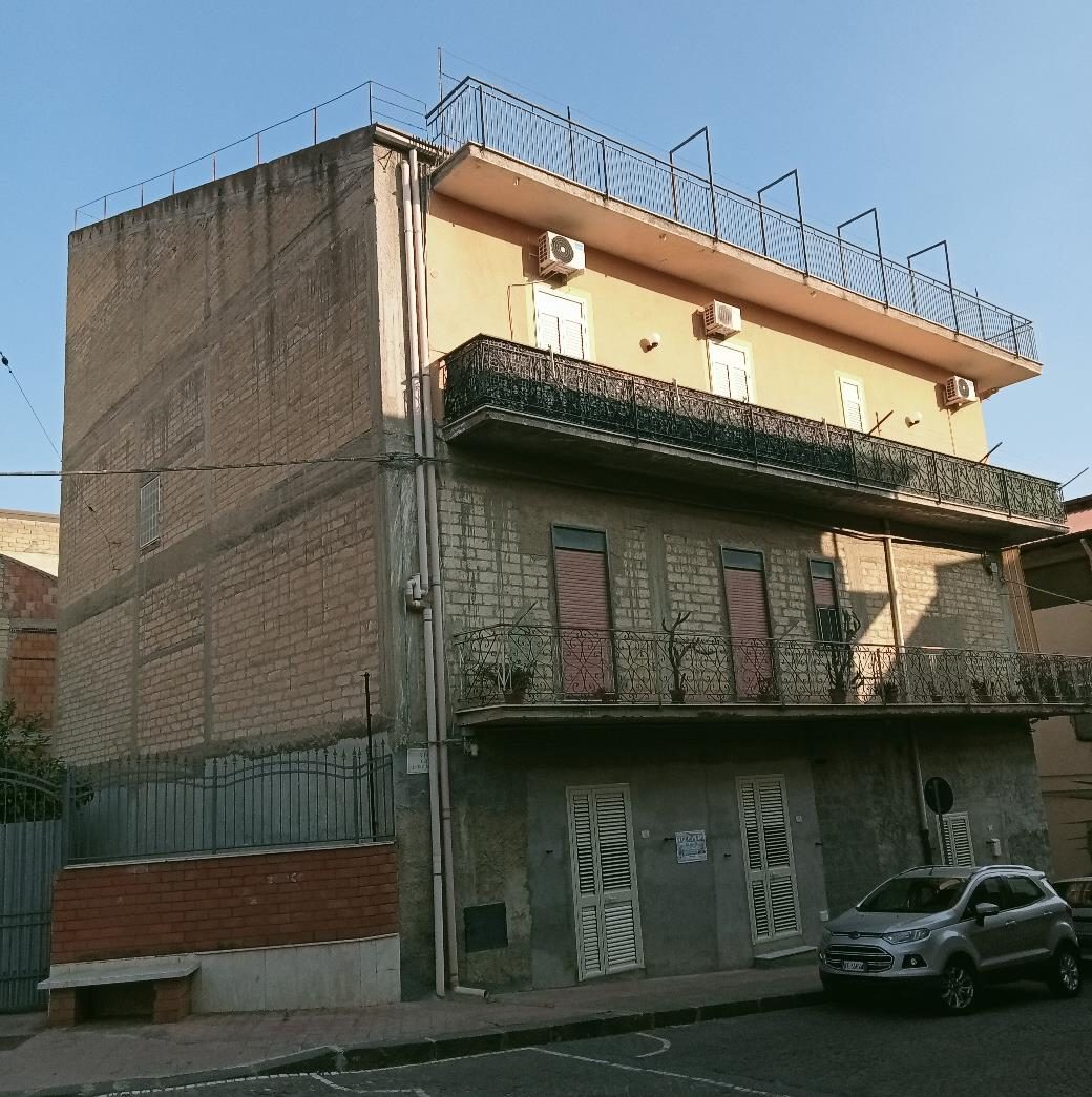 Immobile residenziale · Catenanuova (Enna)