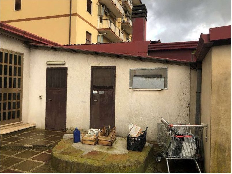 Immobile commerciale · Rende (Cosenza)