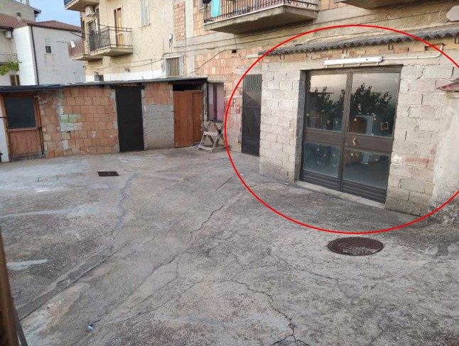 Immobile commerciale · Bisignano (Cosenza)