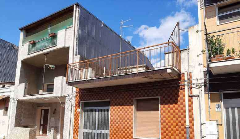 Immobile residenziale · Solarino (Siracusa)