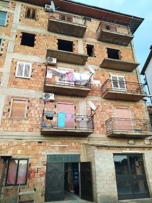 Immobile residenziale · Bisignano (Cosenza)