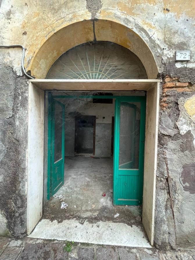 Immobile commerciale · Montopoli di Sabina (Rieti)