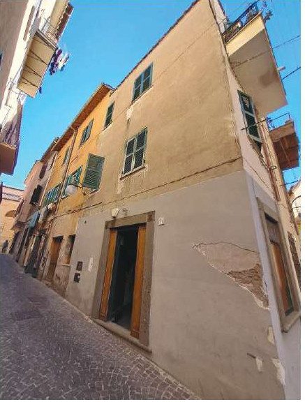 Immobile commerciale · Lanuvio (Roma)