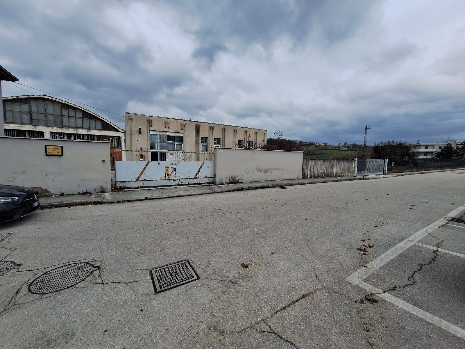 Immobile industriale · Matelica (Macerata)