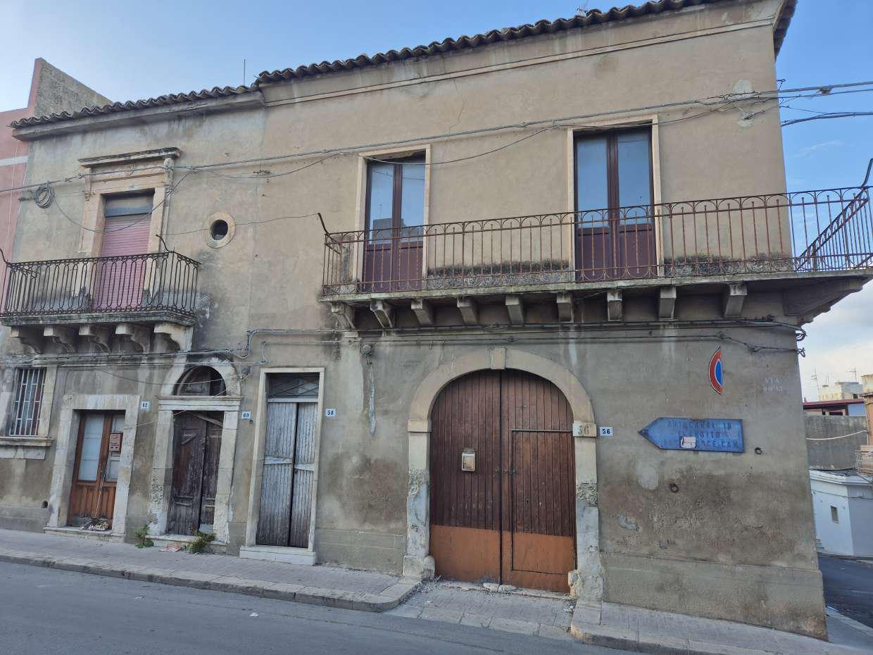 Immobile residenziale · Comiso (Ragusa)