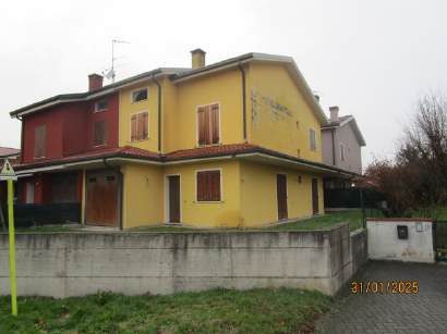 Immobile residenziale · Porto Mantovano (Mantova)