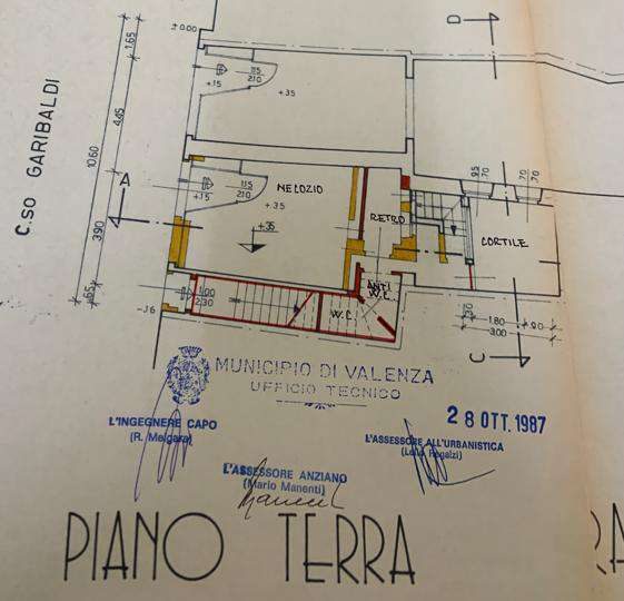 Immobile commerciale · Valenza (Alessandria)