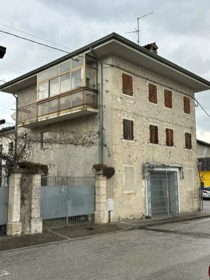 Immobile commerciale · Spilimbergo (Pordenone)