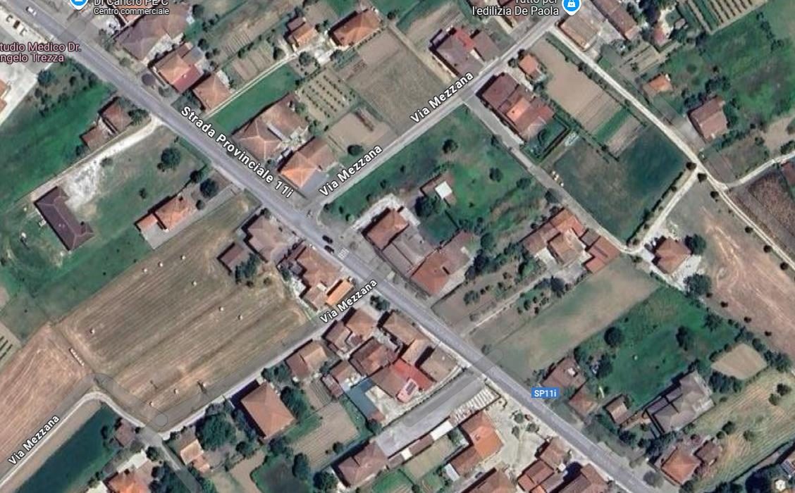Immobile commerciale · Teggiano (Salerno)