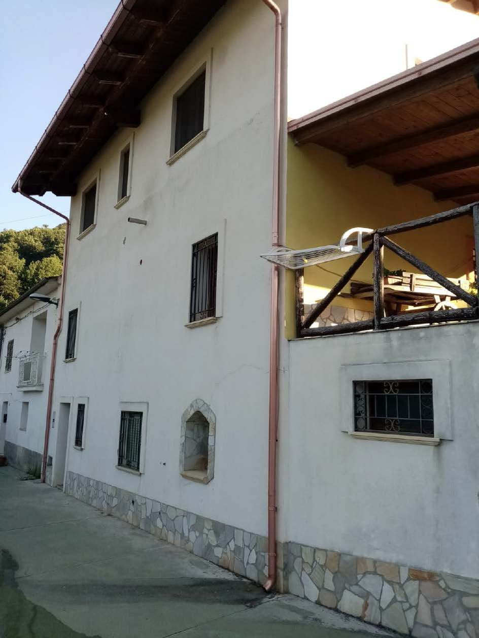 Immobile residenziale · Rogliano (Cosenza)