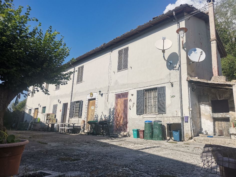 Immobile residenziale · Civita d'Antino (L'Aquila)