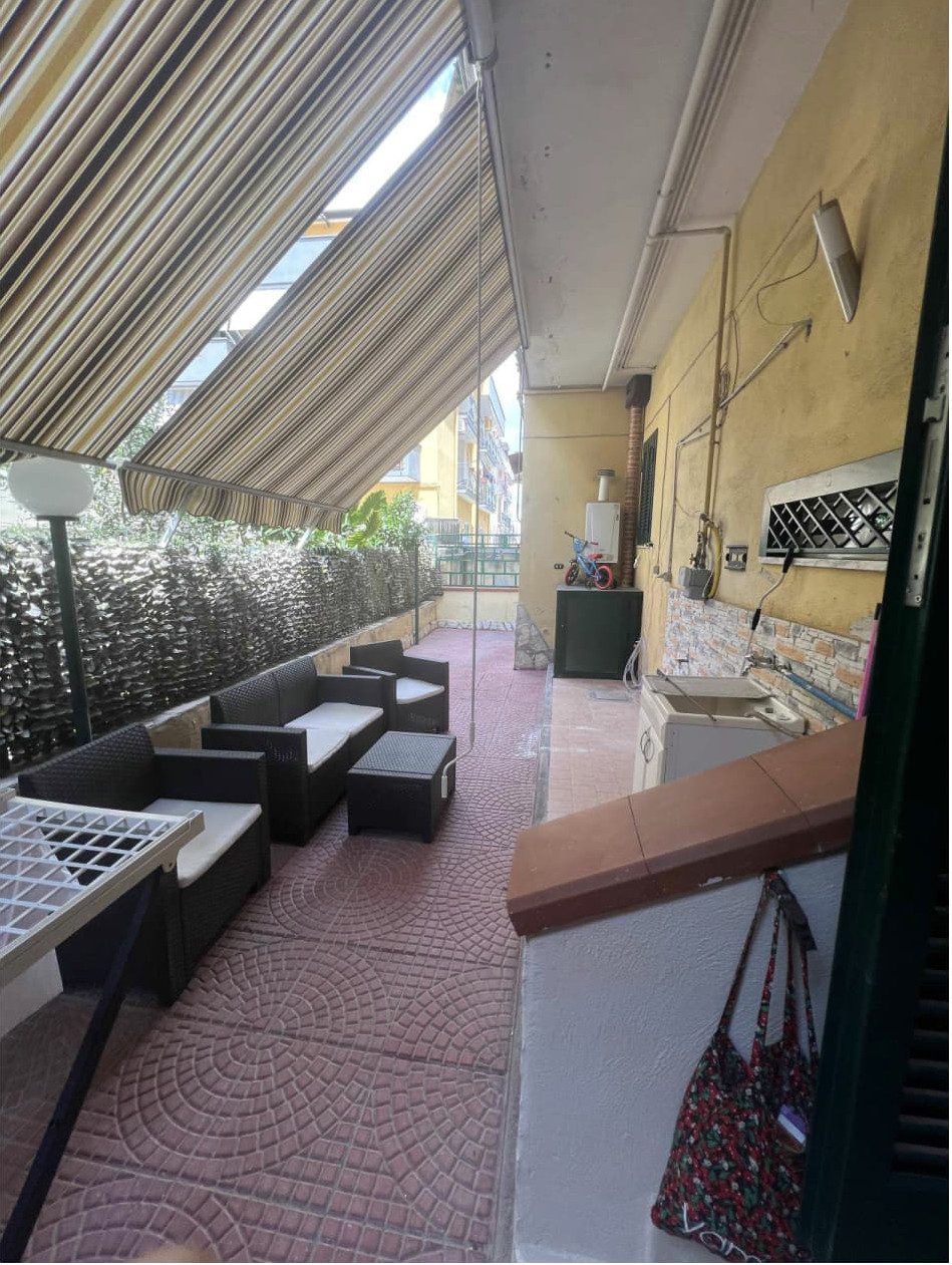 Immobile commerciale · Mugnano di Napoli (Napoli)