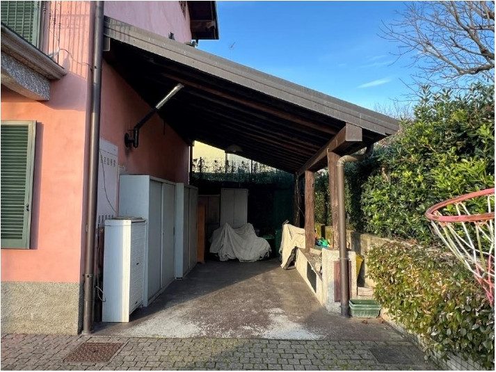 Immobile residenziale · Annone di Brianza (Lecco)