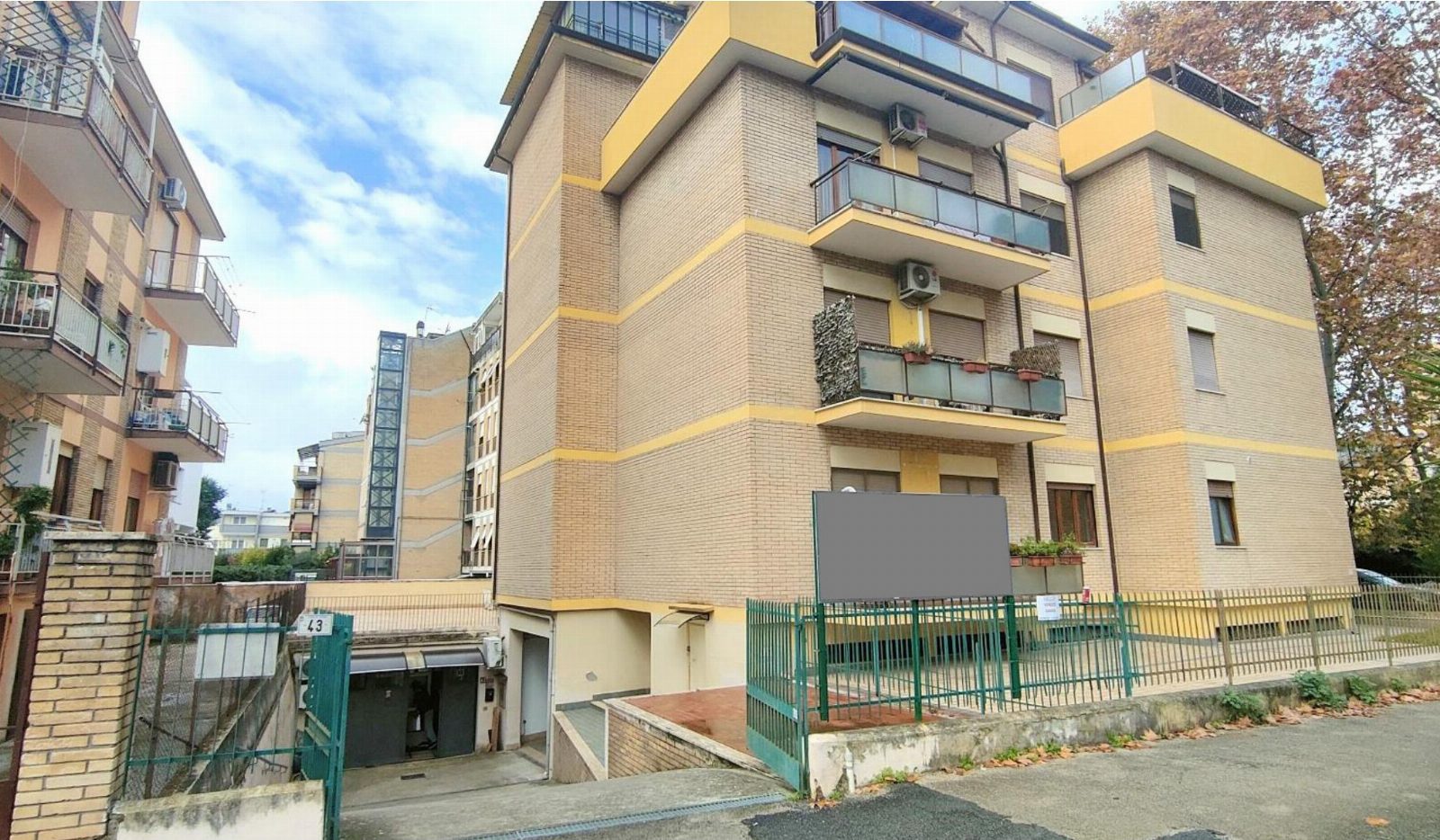 Immobile commerciale · Latina (Latina)