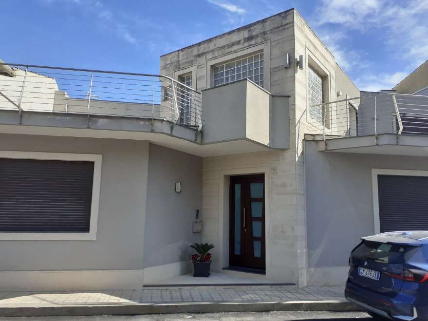 Immobile residenziale · Canicattini Bagni (Siracusa)
