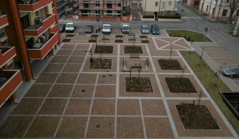 Immobile commerciale · Novi di Modena (Modena)