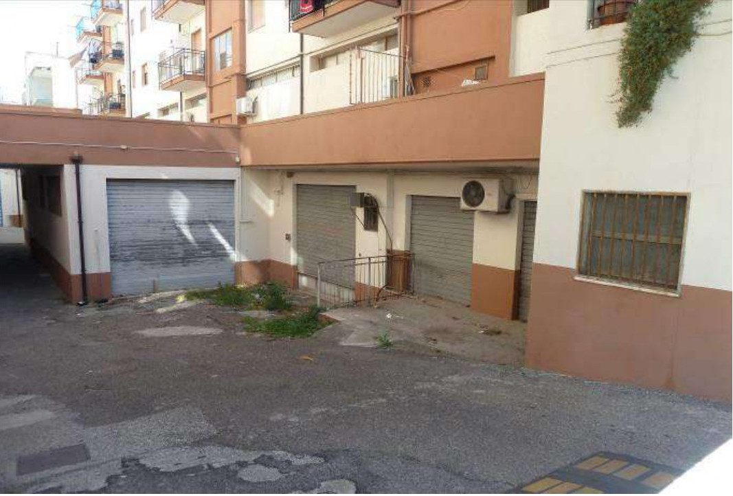 Immobile commerciale · Scanzano Jonico (Matera)