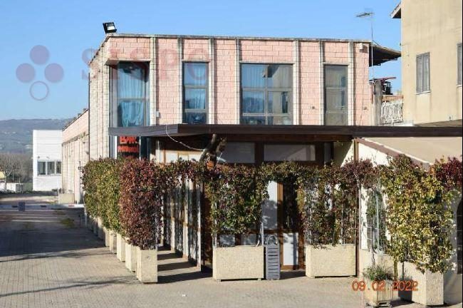Immobile commerciale · Todi (Perugia)