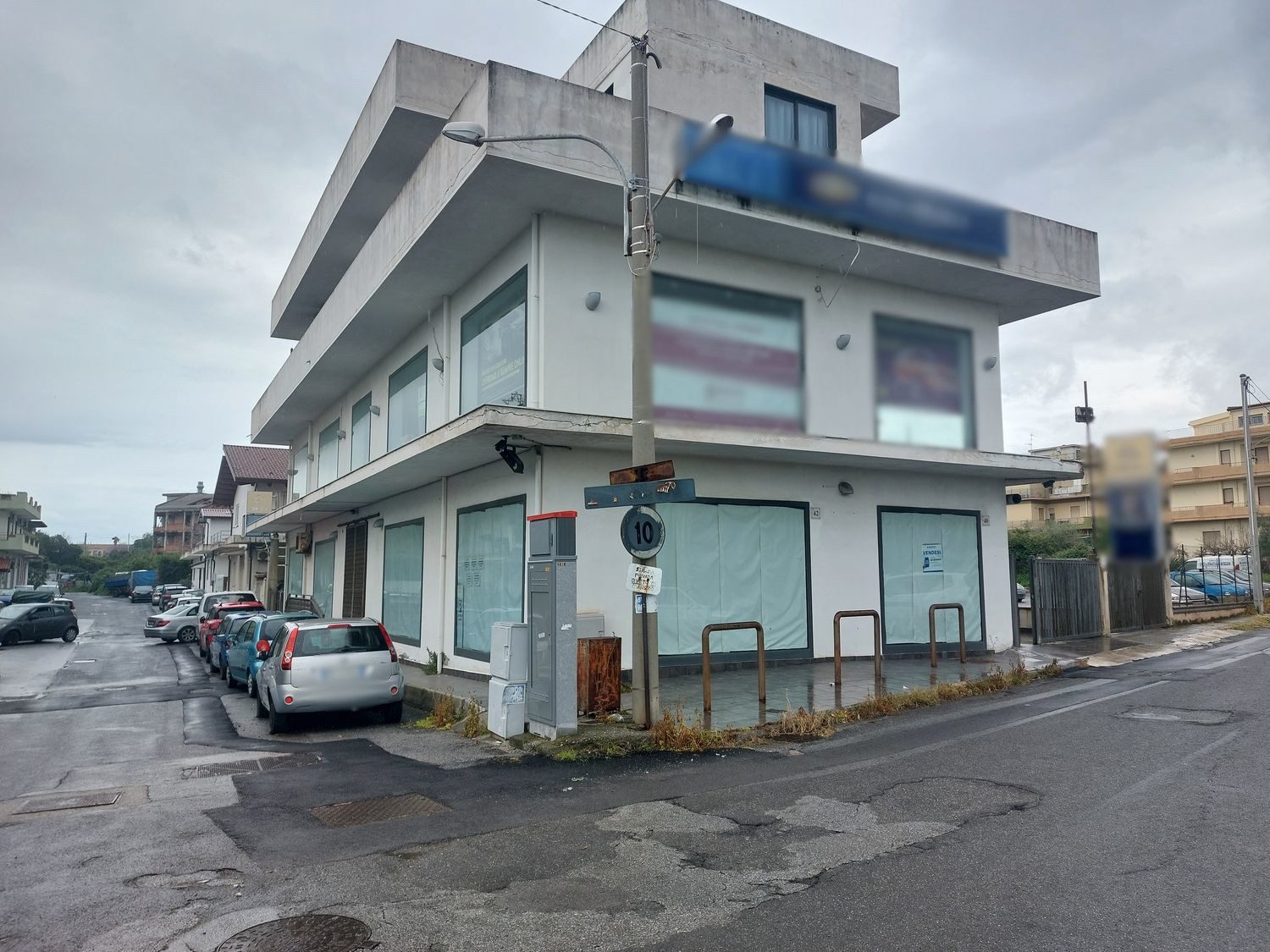 Immobile commerciale · Barcellona Pozzo di Gotto (Messina)