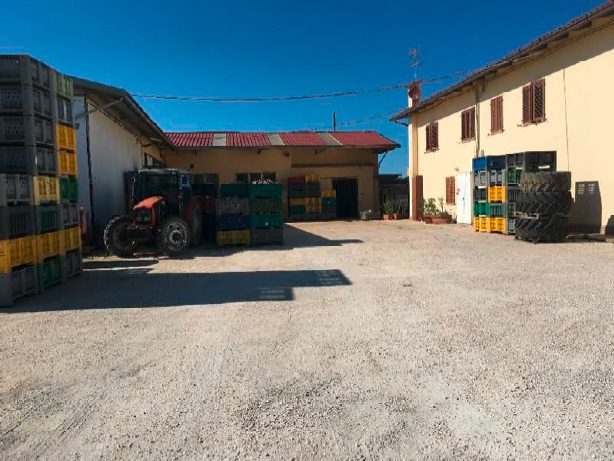 Immobile commerciale · Potenza Picena (Macerata)