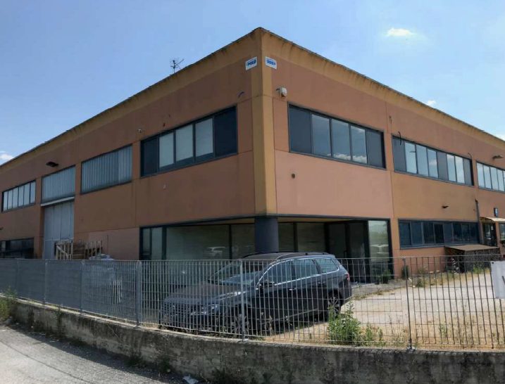 Immobile industriale · Foligno (Perugia)