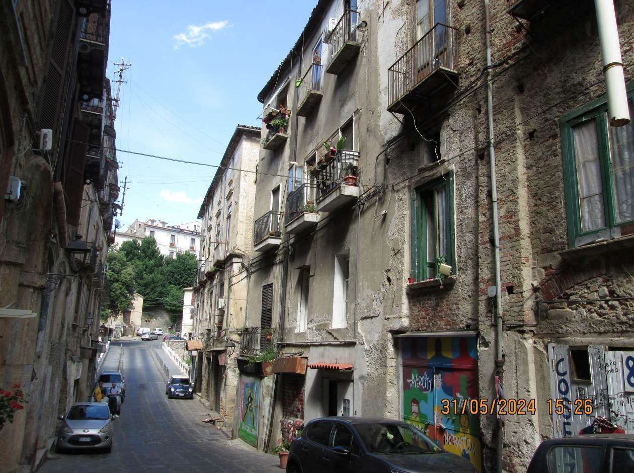 Immobile residenziale · Cosenza (Cosenza)