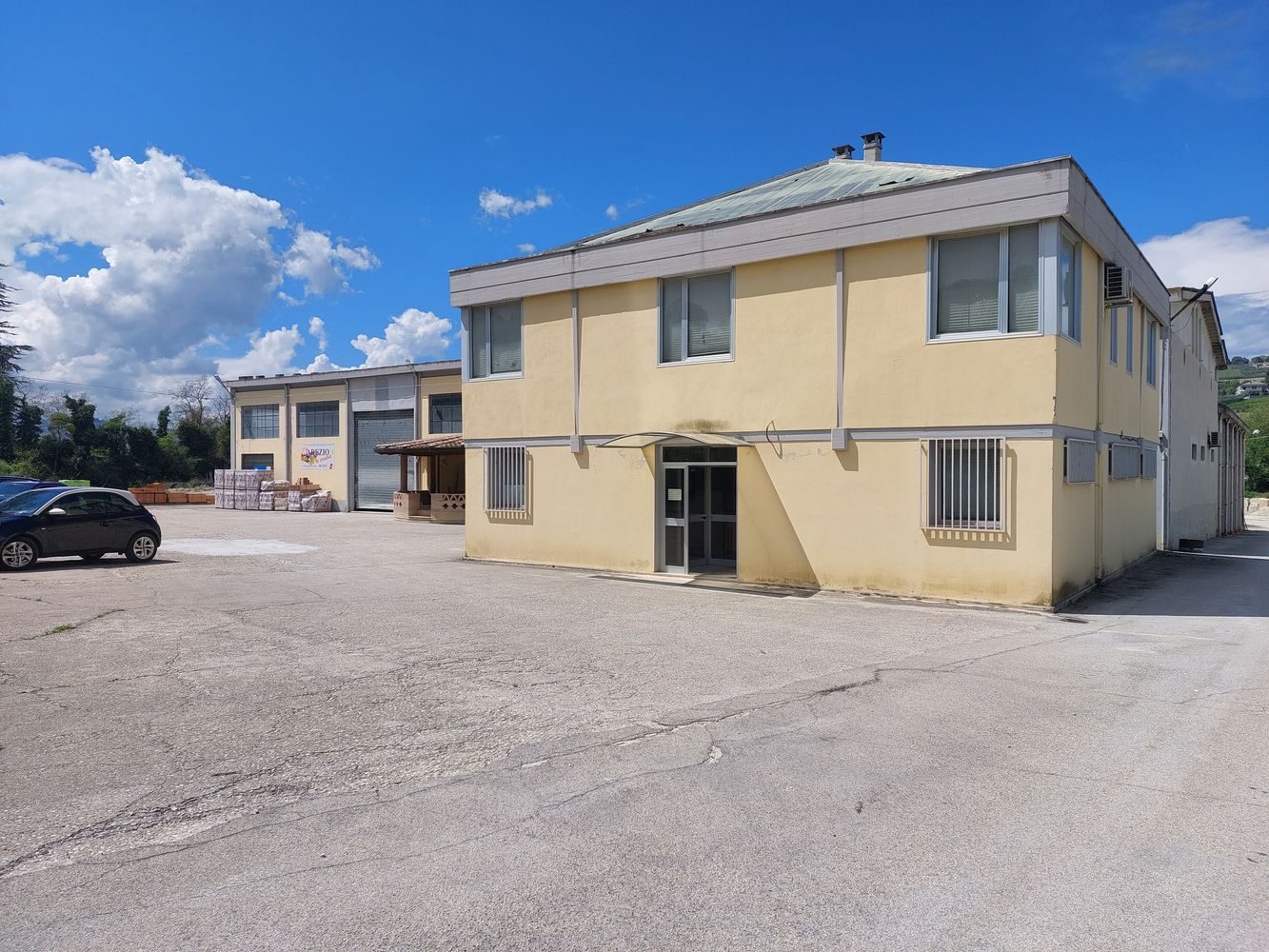 Immobile industriale · Ari (Chieti)