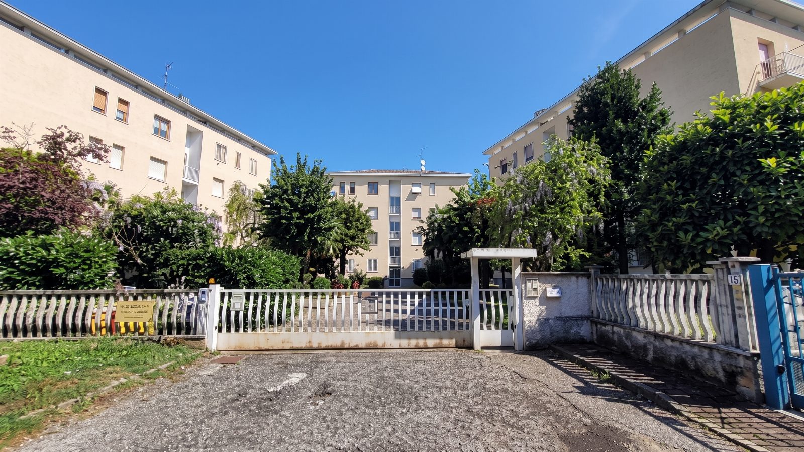 Immobile residenziale · Cesano Boscone (Milano)