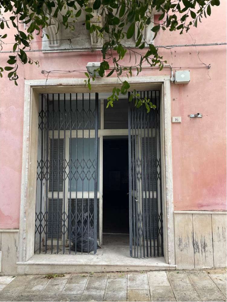 Immobile commerciale · Comiso (Ragusa)