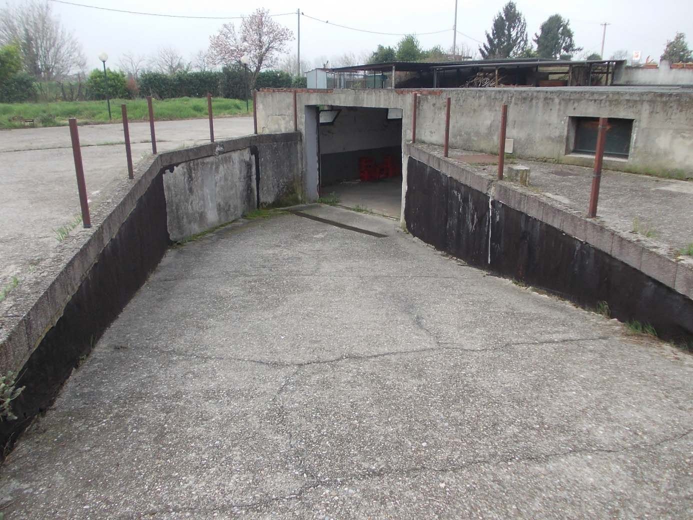 Immobile commerciale · Truccazzano (Milano)