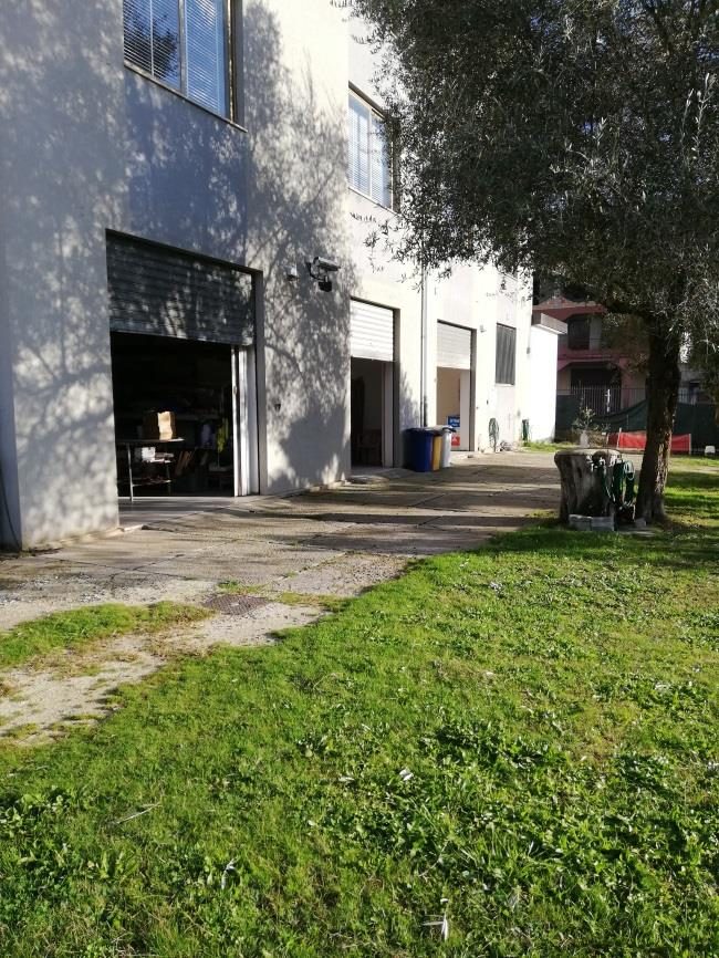 Immobile commerciale · Ionadi (Vibo Valentia)