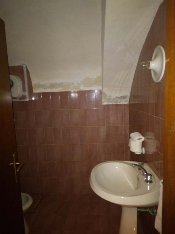 Immobile commerciale · Pesaro (Pesaro e Urbino)