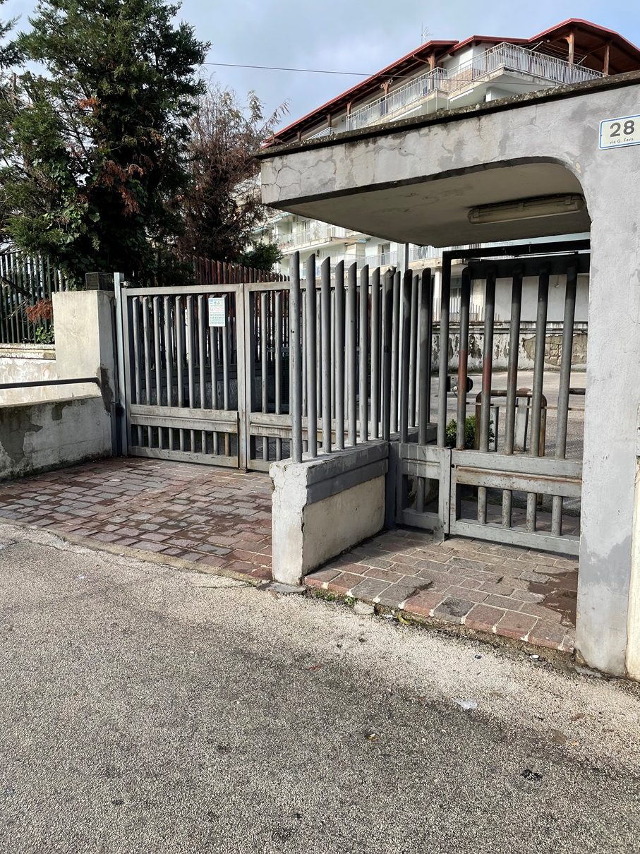 Immobile commerciale · Marano di Napoli (Napoli)