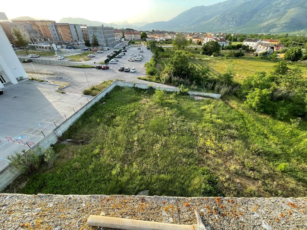 Immobile commerciale · Sulmona (L'Aquila)