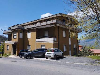 Immobile residenziale · Lauria (Potenza)