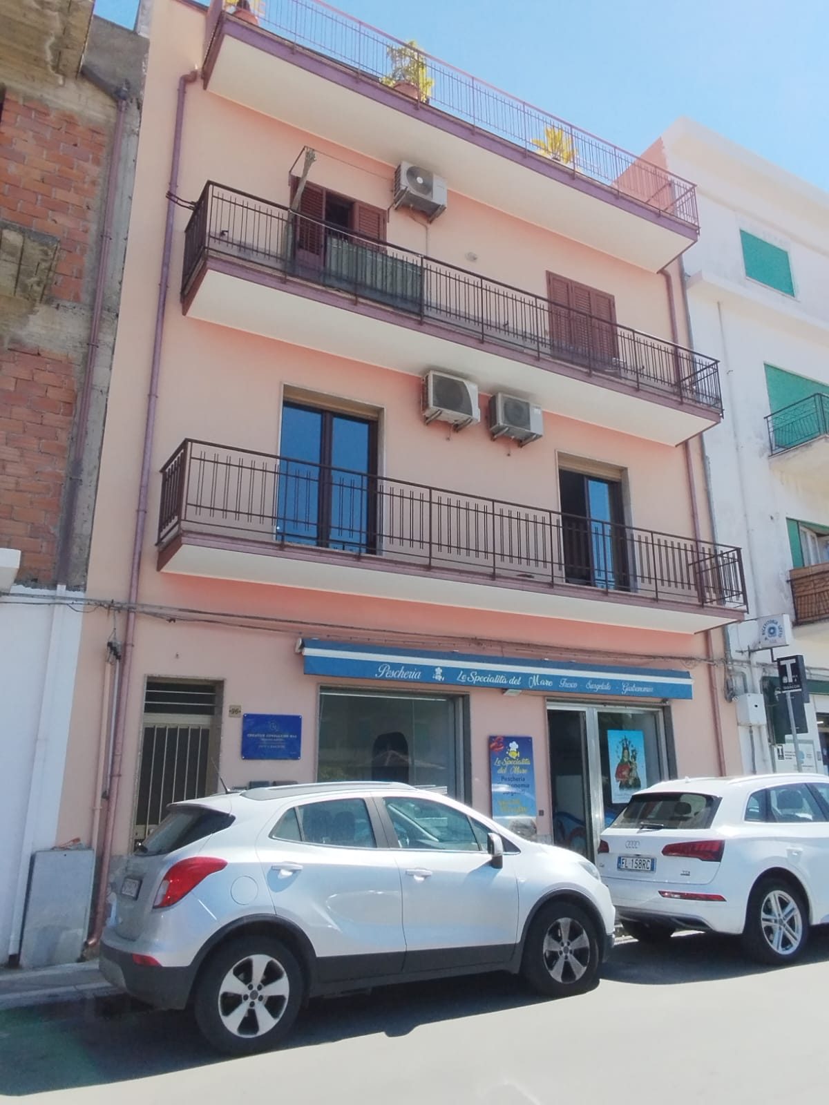 Immobile commerciale · Terme Vigliatore (Messina)