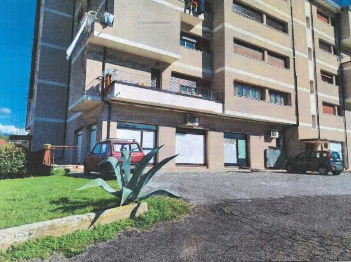 Immobile commerciale · Aulla (Massa-Carrara)