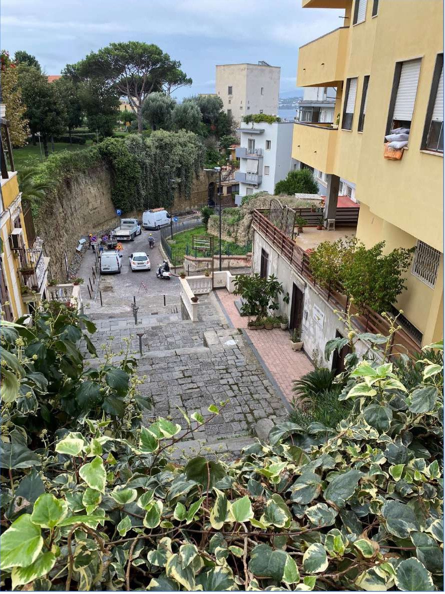Immobile commerciale · Pozzuoli (Napoli)