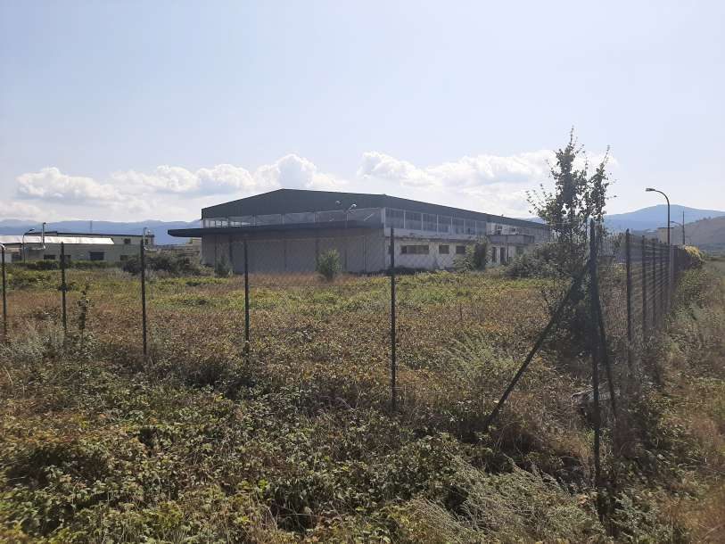 Immobile industriale · Magliano de' Marsi (L'Aquila)