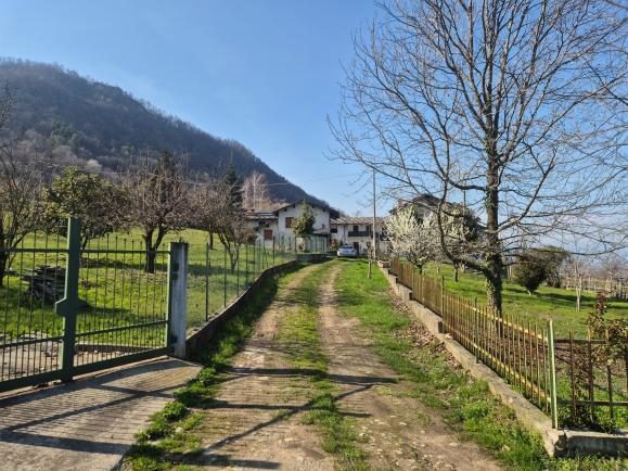 Immobile residenziale · Barge (Cuneo)