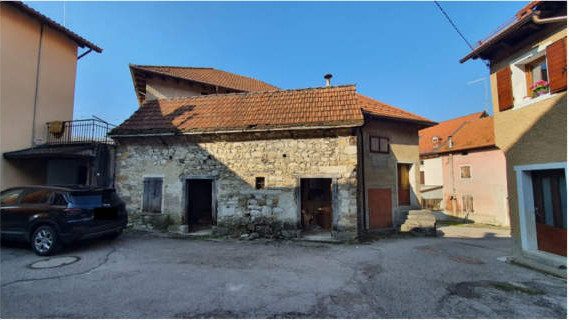Immobile commerciale · Tambre (Belluno)