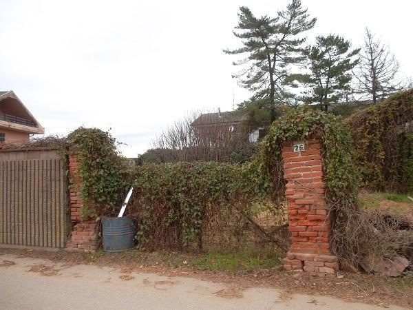 Immobile residenziale · Momo (Novara)