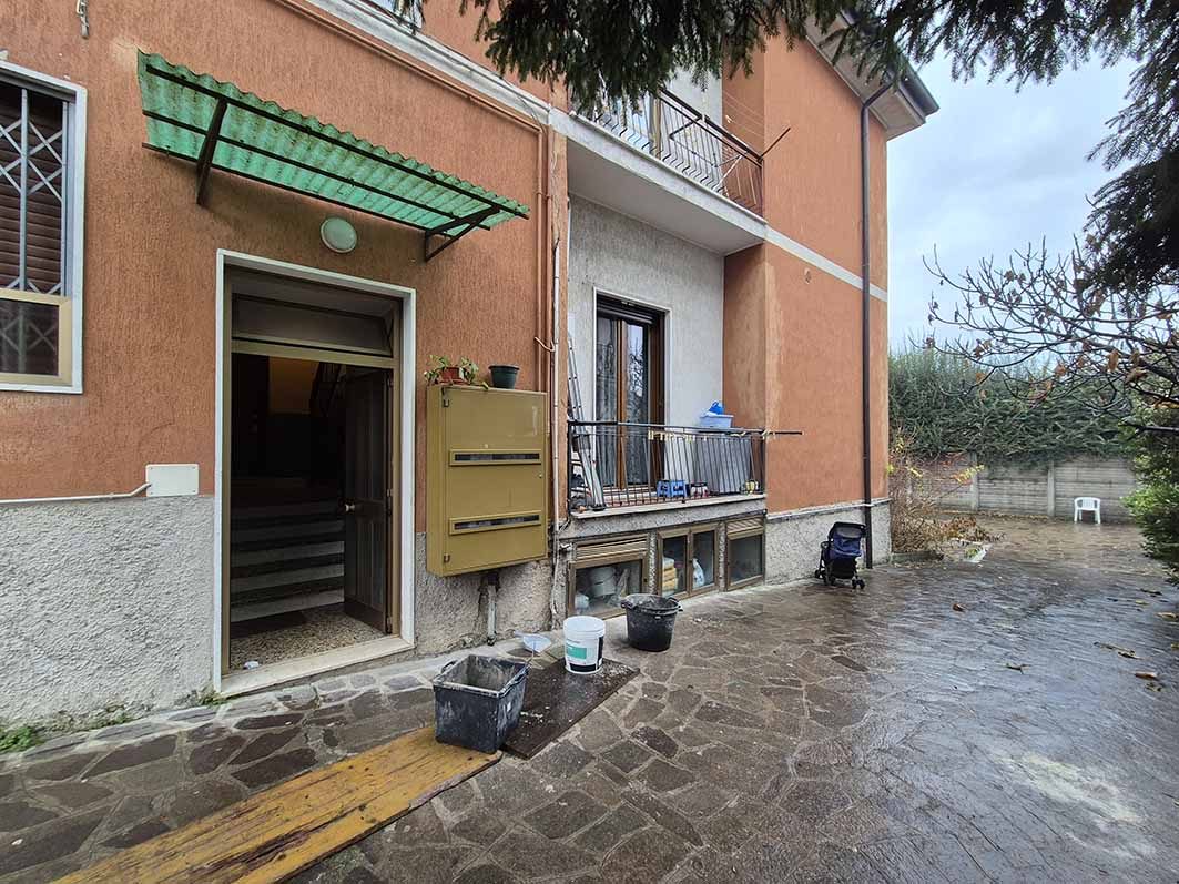 Immobile residenziale · Limbiate (Monza e della Brianza)