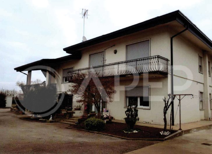 Immobile residenziale · Camposampiero (Padova)