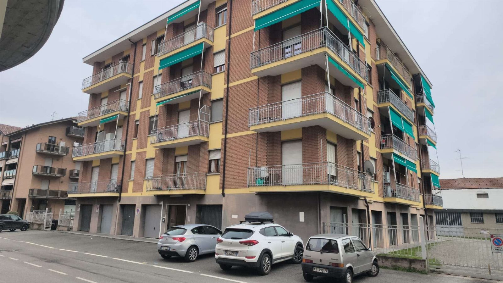Immobile residenziale · Nizza Monferrato (Asti)