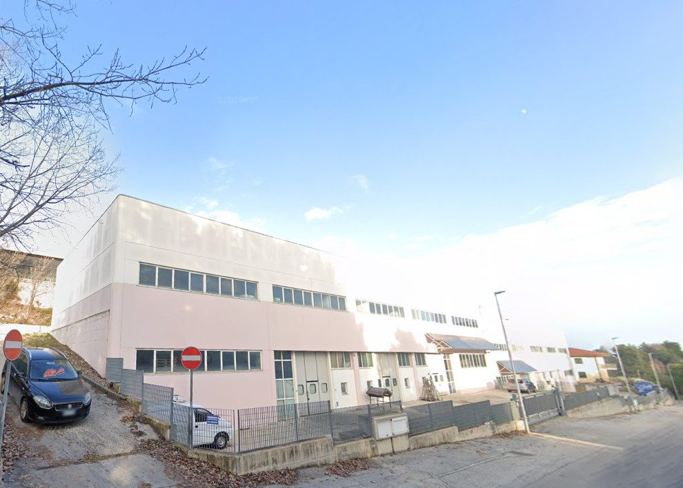 Immobile industriale · Acquaviva Picena (Ascoli Piceno)