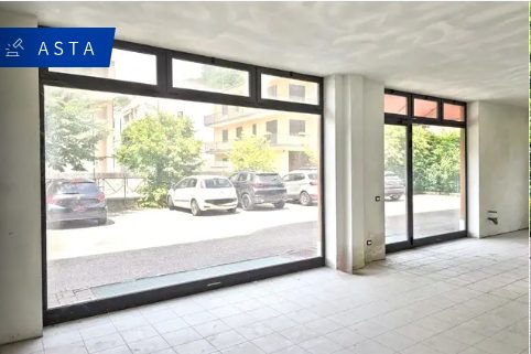 Immobile commerciale · Chiampo (Vicenza)