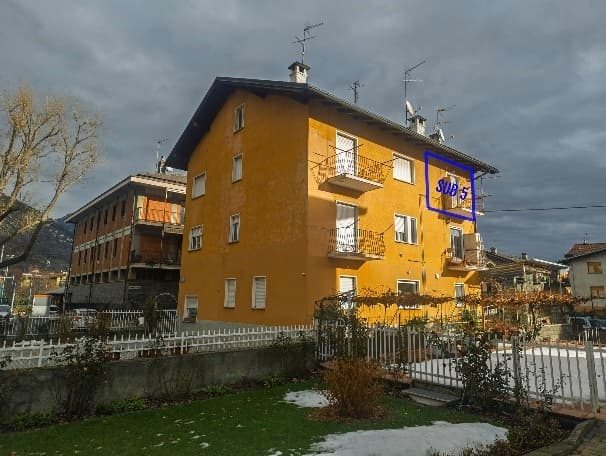 Immobile residenziale · Aosta (Aosta)