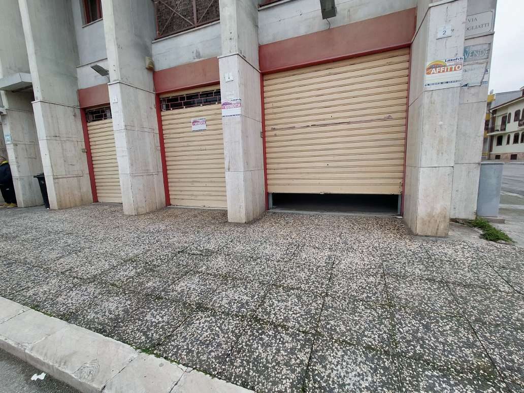 Immobile commerciale · San Ferdinando di Puglia (Barletta-Andria-Trani)