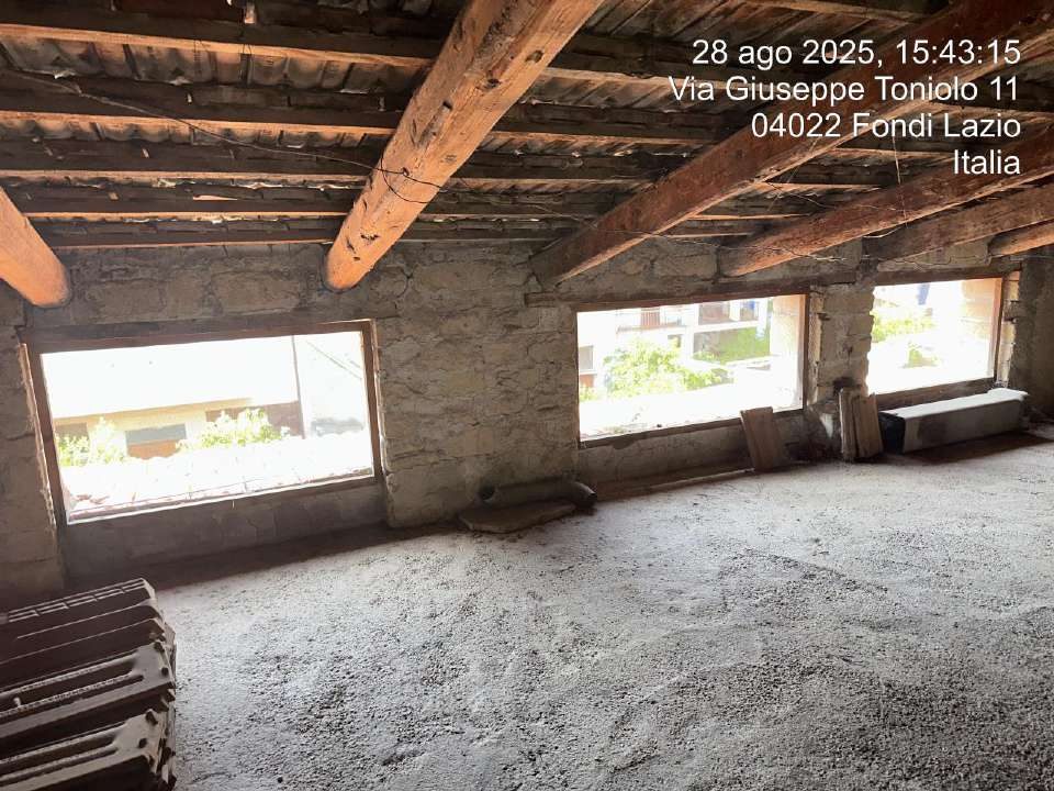 Immobile residenziale · Fondi (Latina)